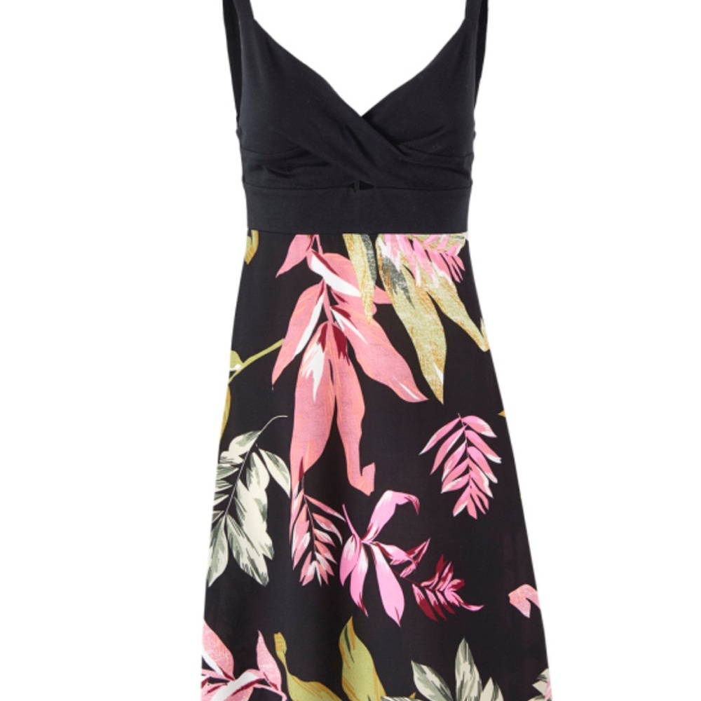 NWOT CAbi Beach Club Dress - Picture 4 of 9